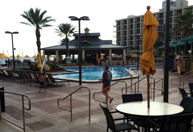 Hilton SanDestin is the perfect place to relax & enjoy the ocean air along with good food. Spend the day at the pool, eat by the ocean & watch the sun set.