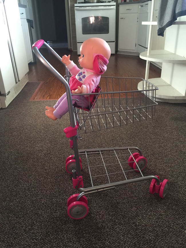 Take your shopping list and your teddy bear and get ready to shop. Our durable metal toddler shopping cart looks just like those in real stores. 