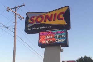 Sonic ® Drive-In has their BOGO Boneless Wings once again with three new flavors added to the lineup. Garlic Parmesan, Hot Honey and Pineapple Habanero.