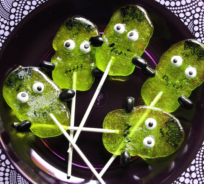 These Frankenstein suckers are made with Jolly Ranchers and are super easy to make. The kids can even help by drawing the faces on them.