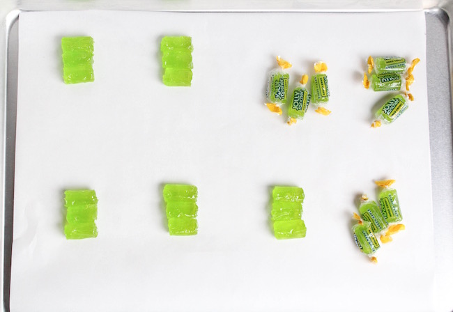 These Frankenstein suckers are made with Jolly Ranchers and are super easy to make. The kids can even help by drawing the faces on them.