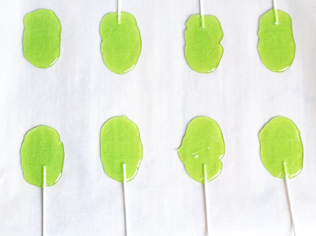These Frankenstein suckers are made with Jolly Ranchers and are super easy to make. The kids can even help by drawing the faces on them.