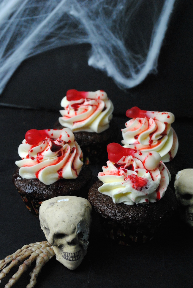 Since this coming Sunday starts the 7th season of The Walking Dead, I figured now would be the time to share the Bloody Bones Cupcakes recipe.