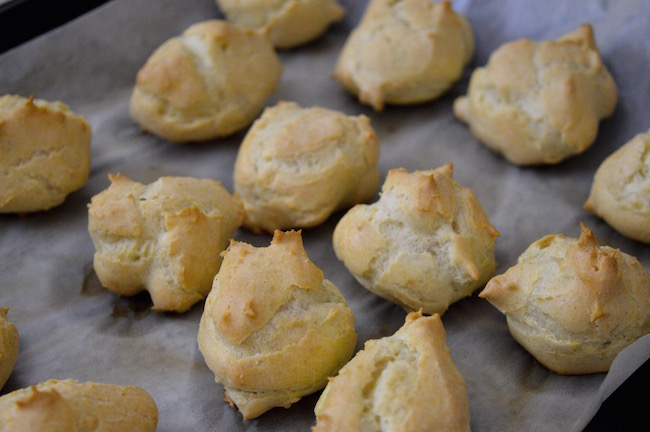 Apples are still in season and we always have at least one apple dessert at our Thanksgiving dinner like this Caramel Apple Cream Puffs recipe.