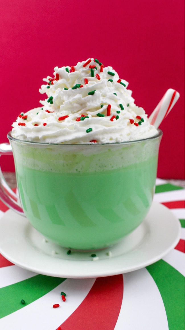 Peppermint & White Hot Chocolate with Vodka