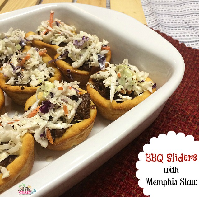 If your family and friends love to watch the Big Game, then I'm sure you will be in need of some great Game Day Appetizers! Check out these great recipes.