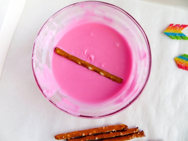 Some people may need a hint or two and the Valentine's Day Cupid's Arrows Recipe is perfect for that or any Valentine's Day party or get together. 