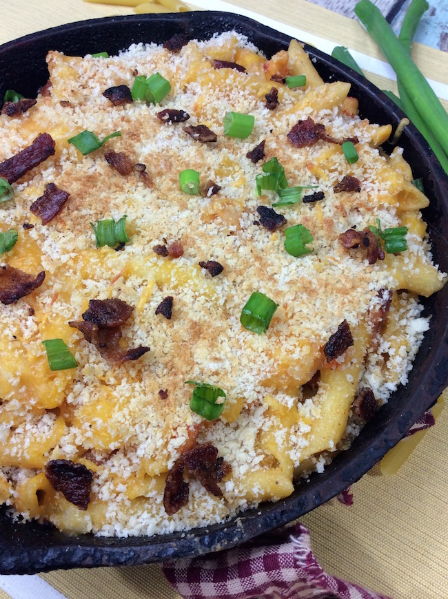 Whatever you call Mardi Gras, we now have a Cast Iron Skillet Cajun Crawfish & Shrimp Macaroni & Cheese Recipe for you to go with your Mardi Gras Cocktail.