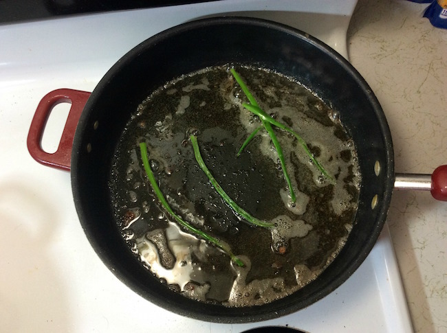 Whatever you call Mardi Gras, we now have a Cast Iron Skillet Cajun Crawfish & Shrimp Macaroni & Cheese Recipe for you to go with your Mardi Gras Cocktail.