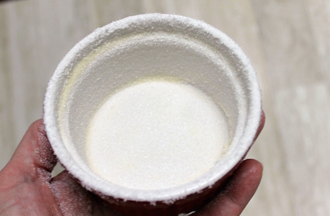 If you’re cooking a romantic dinner for your Valentine, you’ll want to include this warm, creamy, sinfully good Chocolate Raspberry Chambord Souffle Recipe. 