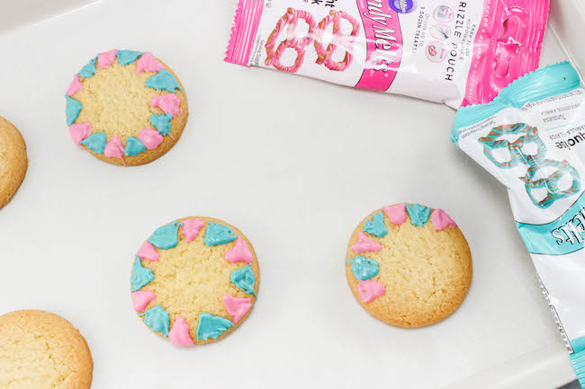 With Beauty and The Beast coming out next week, I thought it only fitting to make something cute to celebrate such as Chip the Teacup Recipe. 