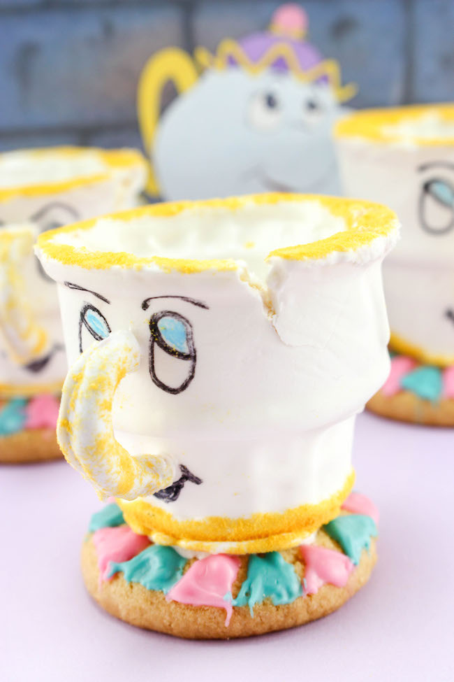 Teacup cupcake - beauty and the beast
