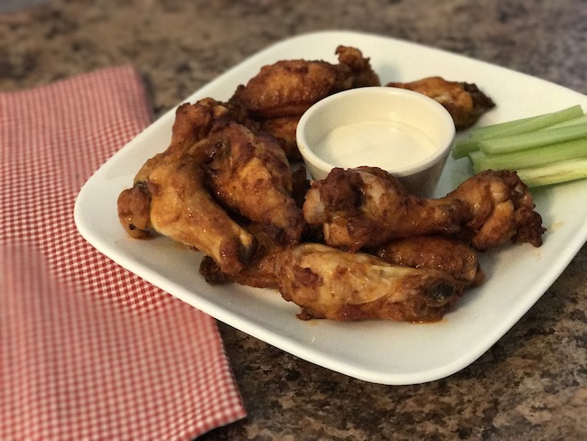 The Air Fried Buffalo style skinny chicken wings recipe is only 6 smart points per 4 oz serving, which is about 5 chicken wings when done in the air fryer.