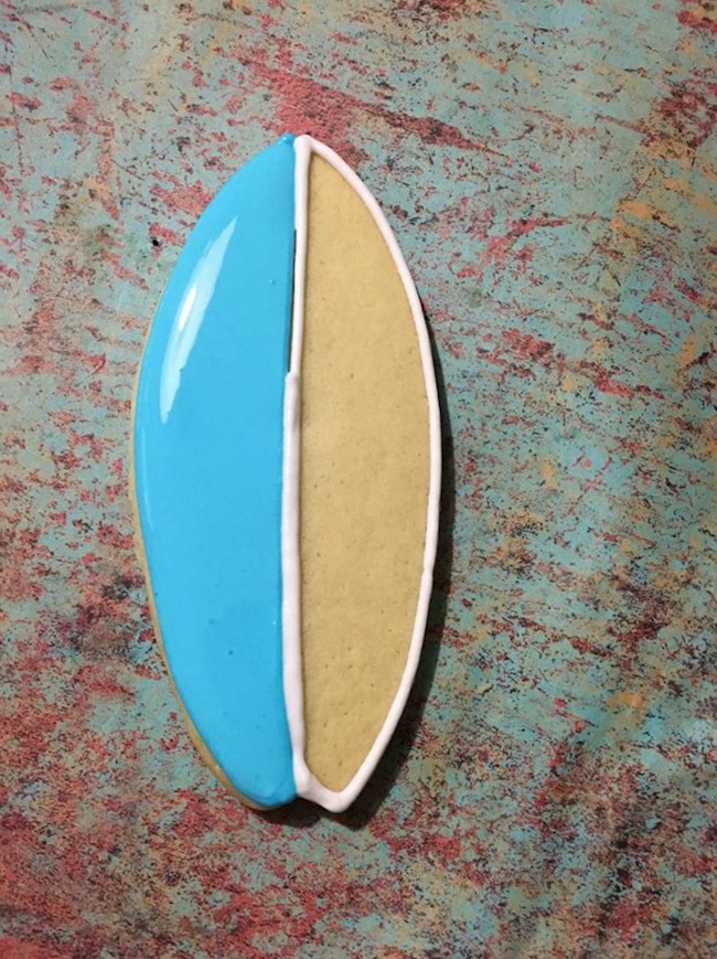 Summer is here and surf's up! Our Patriotic Surfboard Cookies recipe is perfect for a summer gathering, beach getaway or anything else you have in mind.