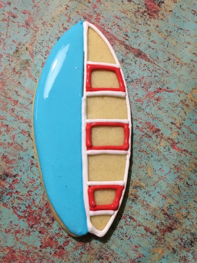 Summer is here and surf's up! Our Patriotic Surfboard Cookies recipe is perfect for a summer gathering, beach getaway or anything else you have in mind.