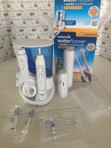 The Waterpik Complete Care 5.0 combines brushing and flossing in a way that cuts out painful dental floss and replaces it with an innovative Water Flosser.