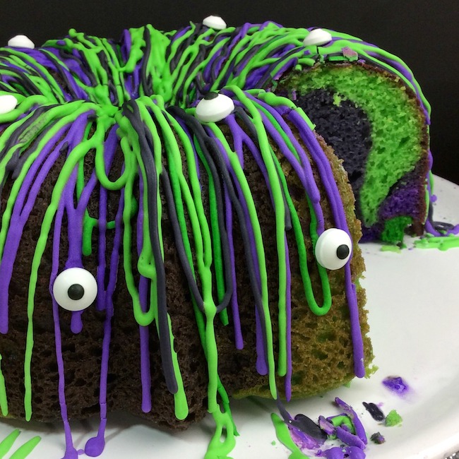The Witches Brew Halloween Bundt Cake Recipe fits right in with that with the colors of Halloween baked right in to the cake. 