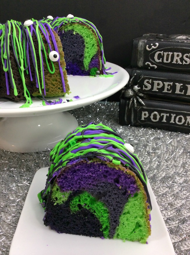 The Witches Brew Halloween Bundt Cake Recipe fits right in with that with the colors of Halloween baked right in to the cake. 