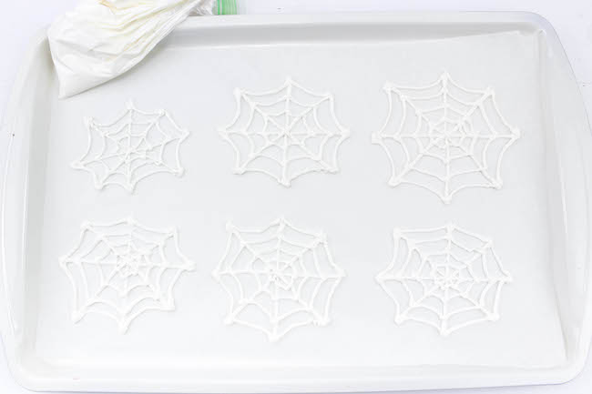 The Spider Web Cupcakes recipe is cute even if you don't like spiders. Here are a few tips to decorate your house for the festivities. 