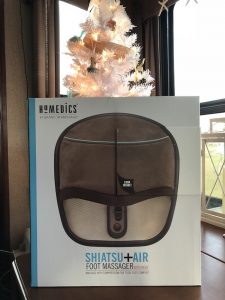 The HoMedics foot massager offers deep kneading Shiatsu massage nodes, that will help reduce any stress on your feet, as well as soothe and relax them.