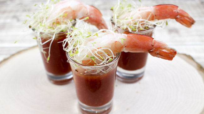 We just got through sharing some fun New Year's Eve crafts for you and the kids so now we have an easy Shrimp Shooters recipe. Because after all, you have eat so you can stay awake and party.