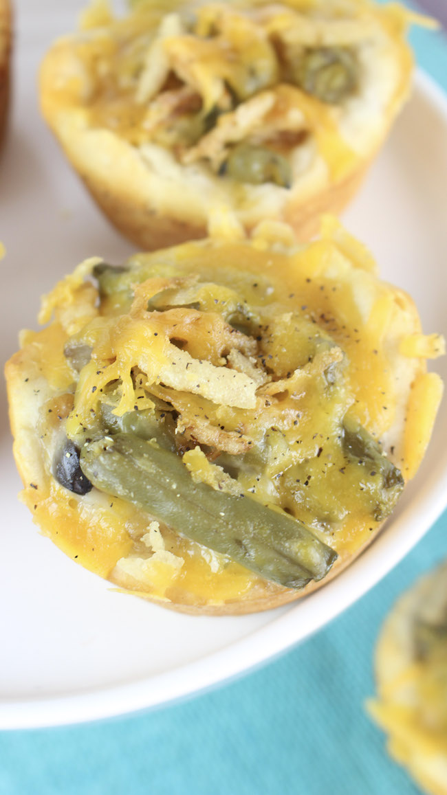 Who doesn't love a good green bean casserole? How about one with a twist? Well, in honor of National Bean Day we have an awesome Green Bean Casserole Biscuits recipe for you. 