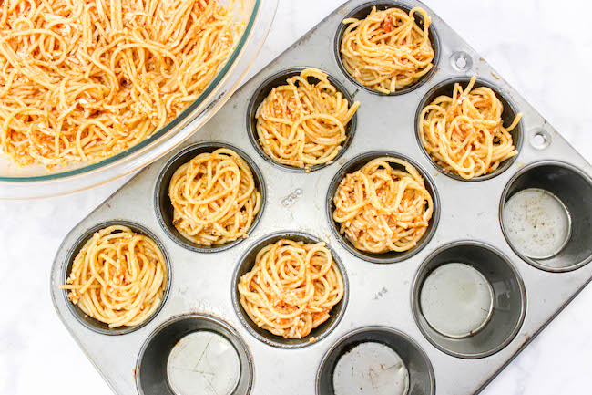 Earlier today we shared a cold Pizza Pasta Salad recipe and now have Spaghetti and Meatball Snack Cups recipe that is perfect for the kids after school or when you're in a hurry.
