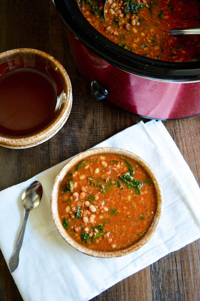 Kale, sausage and white bean soup in a slow cooker
