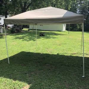 The Pop Up Instant Patio Canopy will shield and protect you and your loved ones from the sun's UV rays, is easy to set up and stores in it's bag.