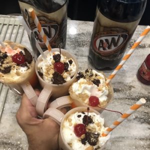 National Root Beer Float Day: A summer classic that brings up sweet childhood memories. Brownie Sundae Root Beer Float is the perfect family night treat. #Sponsored #AWRootBeer #NationalRootBeerFloatDay #JustPlumCrazy #DineDreamDiscover #ExploreEnjoyExperience