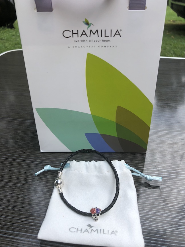 Chamilia has charms for all occasions. The Sugar Skull is not the only Halloween jewelry charm they have. They also have ghosts, pumpkins and coffins.