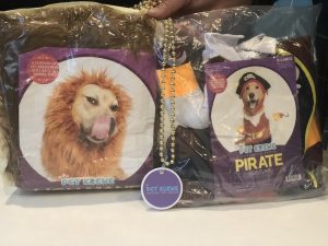 Whether you are looking for pet Halloween costumes for your dog or cat, you will surely find what you are looking for at Pet Krewe.