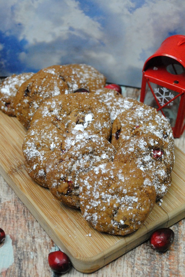 Nothing makes the house smell wonderful like a gingerbread cookie. Add some cranberries to make a festive Gingerbread Chocolate Chip Cookie Recipe.