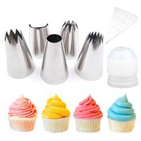 Pastry Bag with Decorative Tip